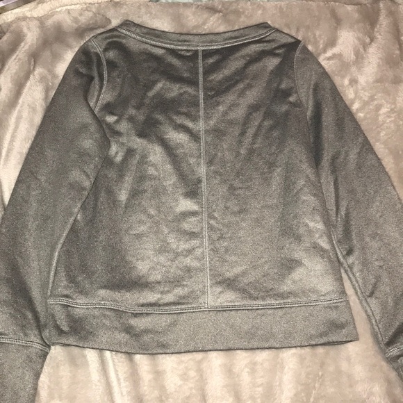 Grey pull over - Picture 2 of 3